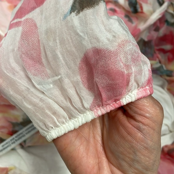 Floral Pink & Cream Blouse 100% Silk Lined Long Sleeve Round Neckline Size S - Picture 8 of 8